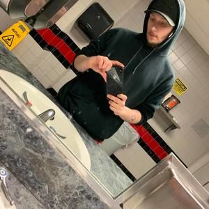 Meet your Posher, Dyllan